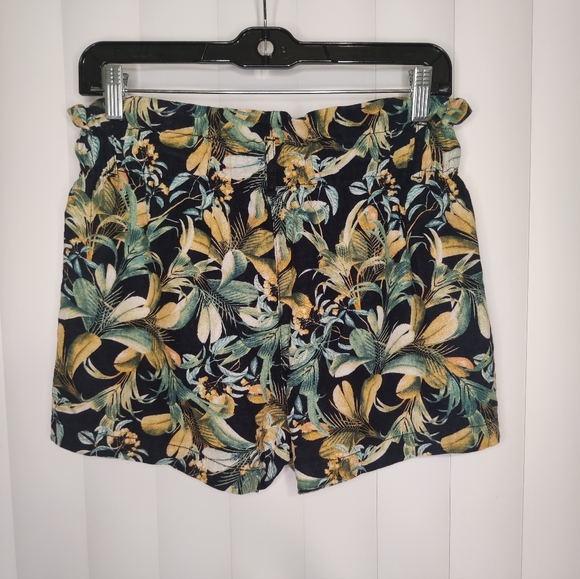a.n.a Tropical Floral Shorts Women's Size Petite Small - Picture 2 of 3